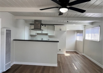 3209 W 110th Street - Photo 1
