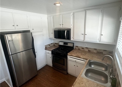 660 S Glassell - Photo 1