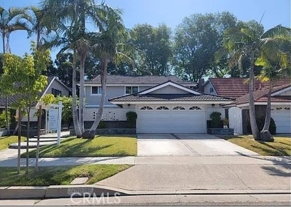 13618 Edgefield - Photo 1