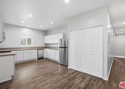 171 E 35th Street - Photo 1