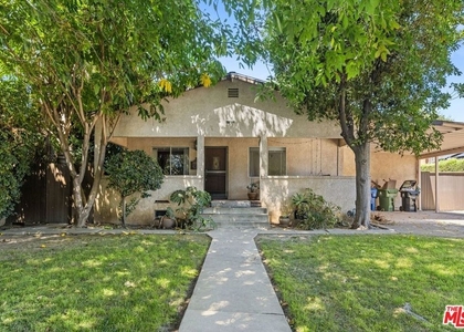 5723 Stansbury Avenue - Photo 1