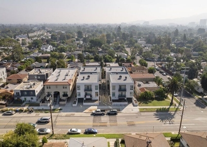 5114 Cahuenga Boulevard - Photo 1