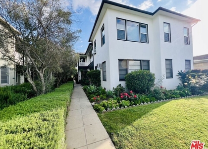 4526 St Elmo Drive - Photo 1