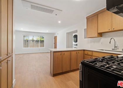4442 Kingswell Avenue - Photo 1