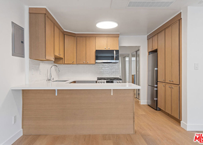 4442 Kingswell Avenue - Photo 1