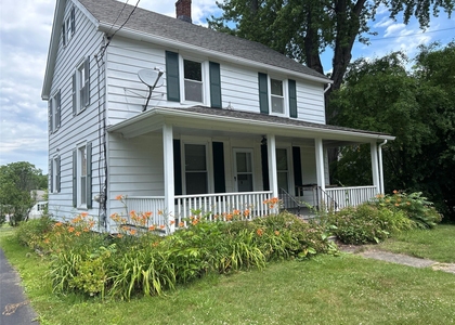 5851 S Elm Avenue - Photo 1