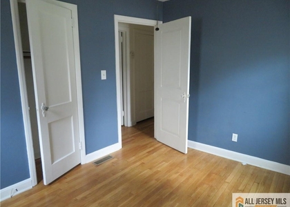 52 Avenel Street - Photo 1