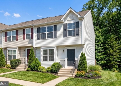 219 Merrill Court - Photo 1