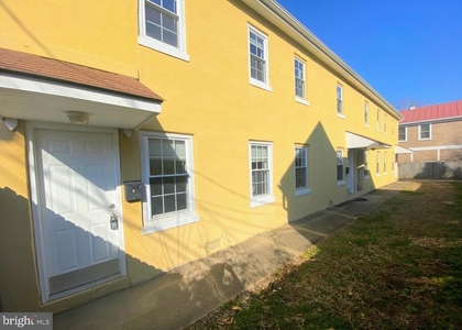 1115 Winchester Street - Photo 1