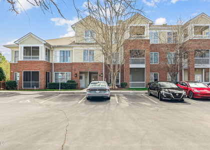 423 Waterford Lake Drive - Photo 1