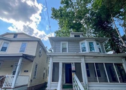103 Newell Ave - Photo 1
