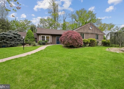 410 Narragansett Drive - Photo 1