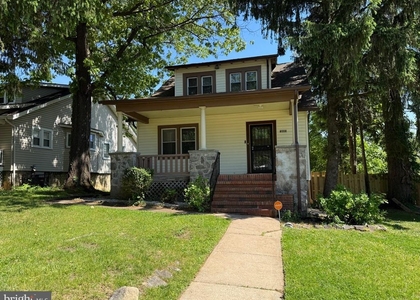 4007 Bateman Avenue - Photo 1