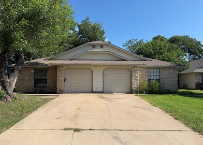 1016 Woodlief Trl - Photo 1