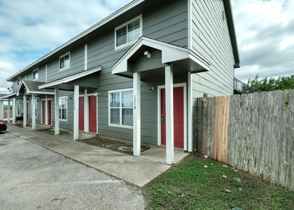 107 Castleberry Ct - Photo 1