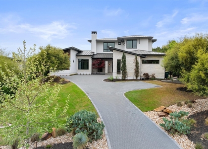 4709 Pecan Chase - Photo 1