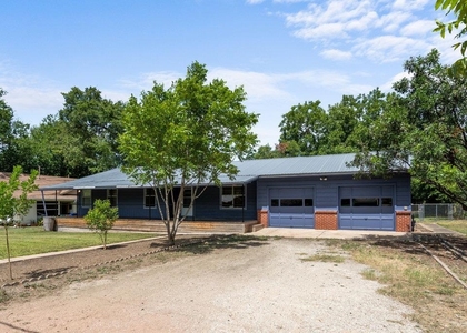 8908 Capitol Dr - Photo 1
