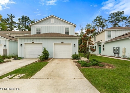 170 Pasadena Drive - Photo 1