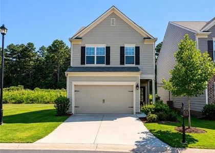 196 Highland Pointe Circle E - Photo 1