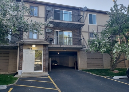 1665 Coach Drive - Photo 1