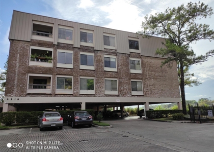 2213 S Braeswood Boulevard - Photo 1