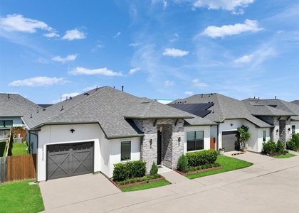 10330 Grove Row Avenue - Photo 1