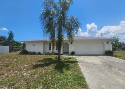 5989 Hillyer Court W - Photo 1