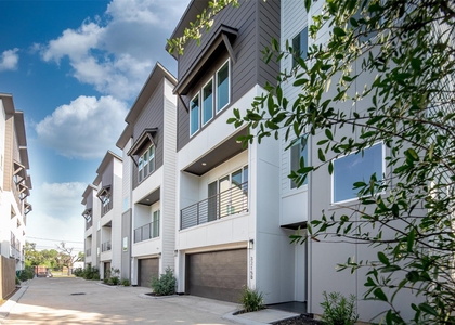 3215 Ennis Street - Photo 1