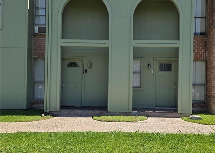 11545 S Kirkwood Road - Photo 1