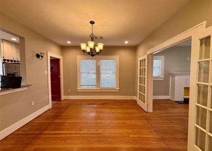 1039 Robbie Street - Photo 1
