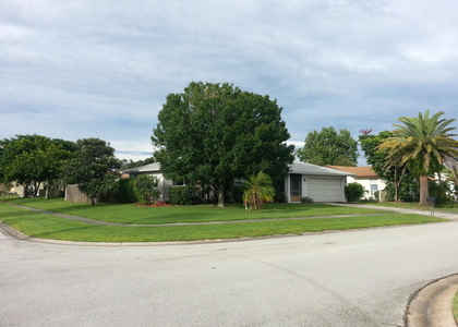 2720 Wright Avenue - Photo 1
