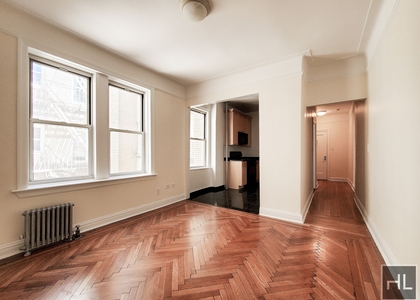 West 13 Street - Photo 1