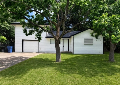 2428 19th Avenue N - Photo 1