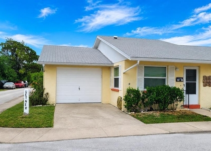4913 Getner Street - Photo 1