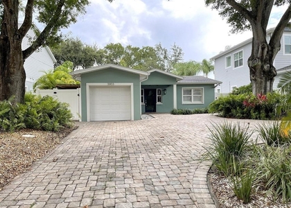 3903 W Corona Street - Photo 1