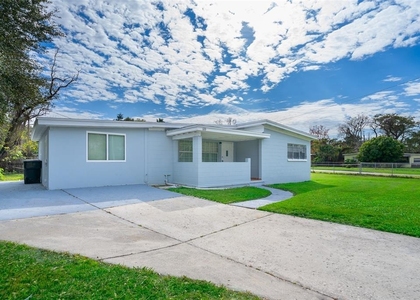 1213 Lawne Boulevard - Photo 1