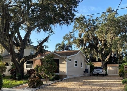 1832 Worrington Street - Photo 1