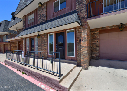 4800 N Stanton Street - Photo 1