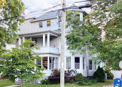 310 Alden Avenue - Photo 1