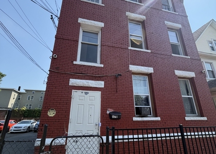 178 Clarence Street - Photo 1