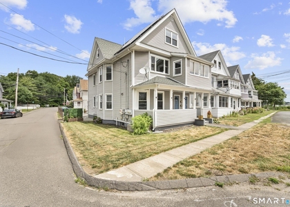 768 Stratford Avenue - Photo 1