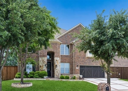 1165 Clearwater Drive - Photo 1