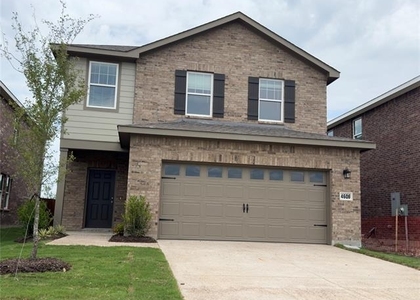 4606 Wildrose Drive - Photo 1