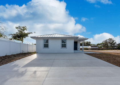 3018 Se Iris Street - Photo 1