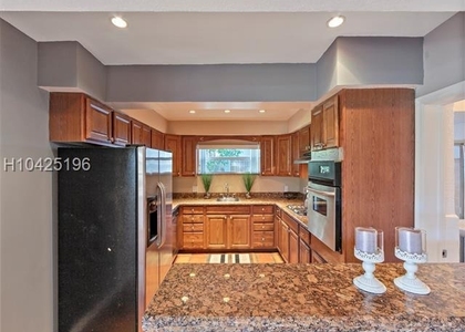 1404 Plunkett Street - Photo 1