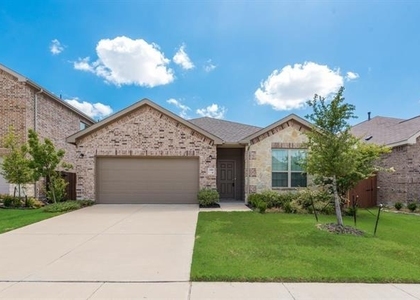 3403 Western Trail - Photo 1