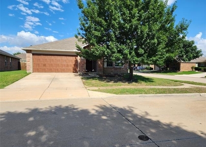 700 Swan Drive - Photo 1