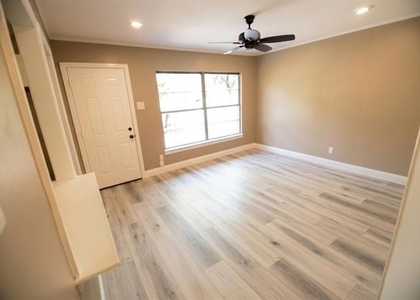 3539 S Ewing Avenue - Photo 1