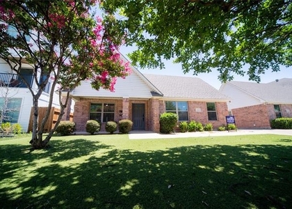 3233 S University Drive - Photo 1