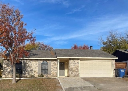 629 Wandering Way Drive - Photo 1
